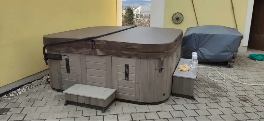 Realizace Welldo — instalace vířivky či infrasauny 10
