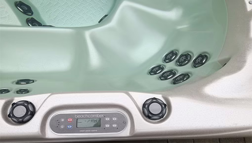 Bezchlorová chemie – úprava bez chloru a dezinfekce vody ve vířivkách, swim spa a bazénech